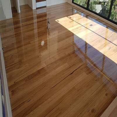 verniciatura pavimenti in legno oliatura parquet pecoraro torino